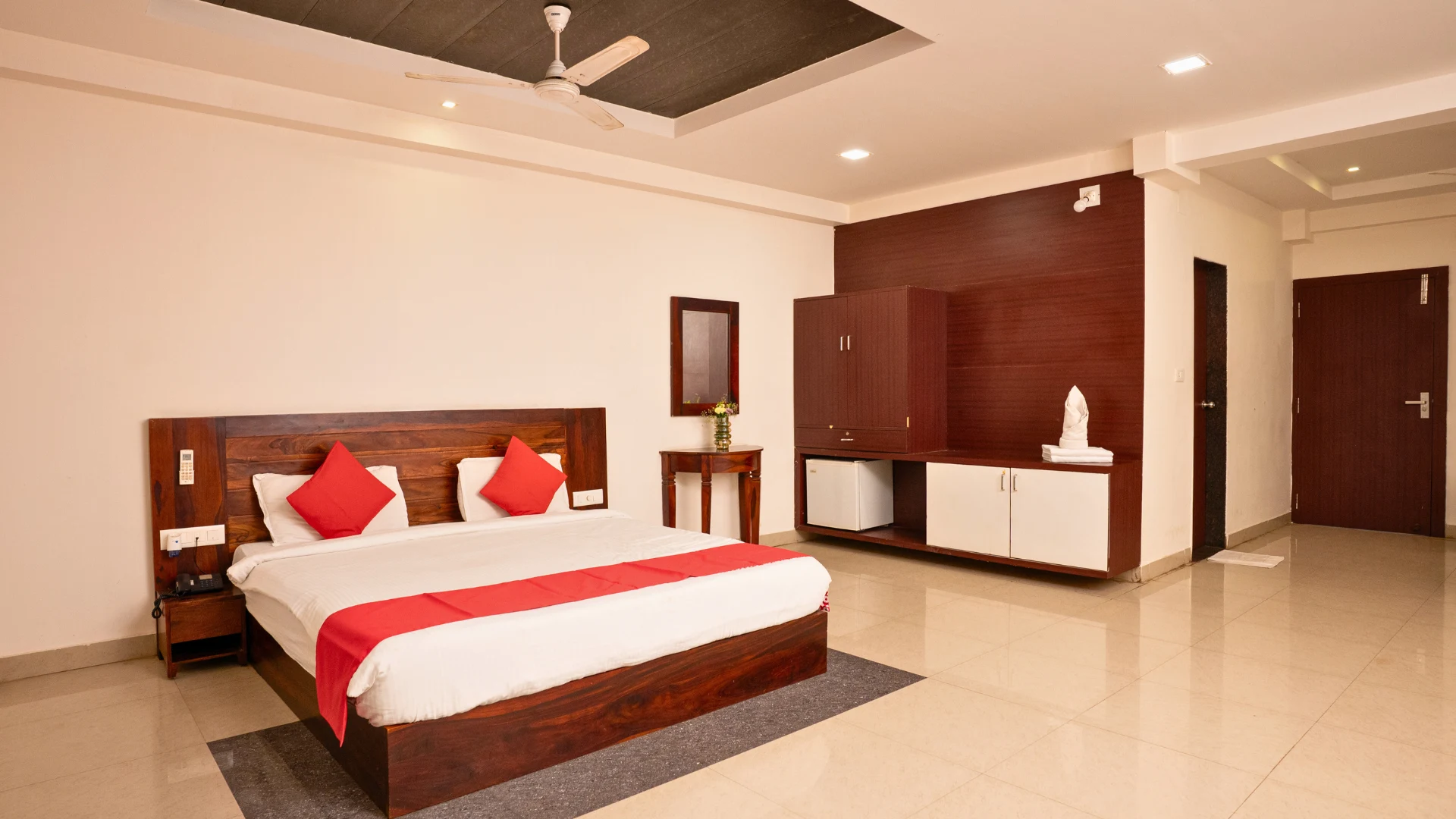 Super Deluxe Room at Hotel Shubham Grand, Patia